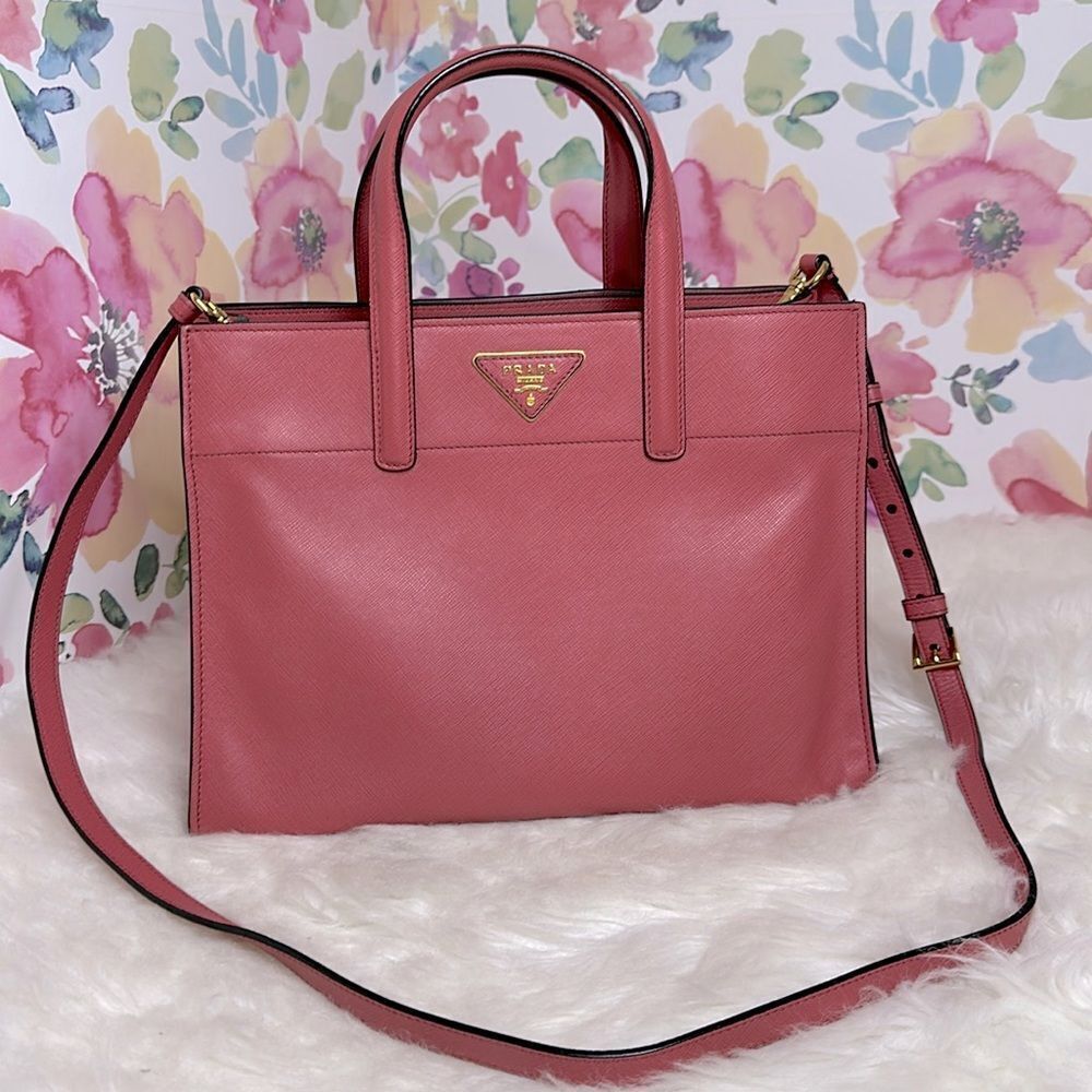 💯Authentic Prada Soft Triple Pocket Convertible Tote Safiano🍀